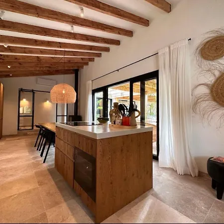 Ca Jardi, Luxury Ibiza-style With Private Pool, Villa Jávea