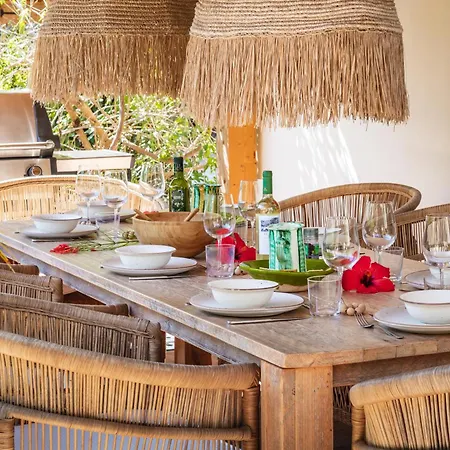 Ca Jardi, Luxury Ibiza-style With Private Pool, Villa *