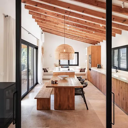 Ca Jardi, Luxury Ibiza-style With Private Pool, Villa Jávea